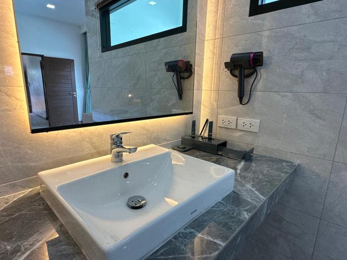 aonang nine poolvilla resort