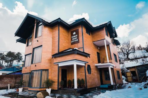 chinar wood cottage