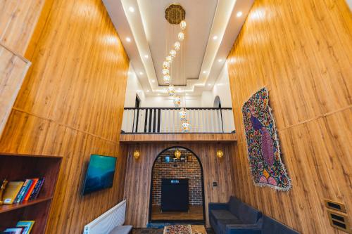 chinar wood cottage