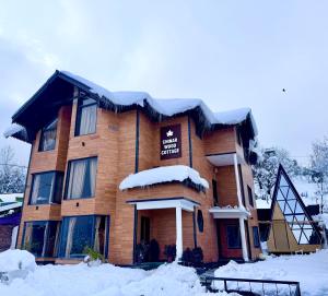 chinar wood cottage