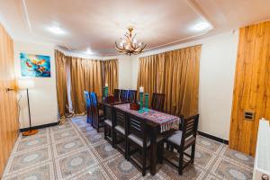 chinar wood cottage