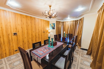 chinar wood cottage