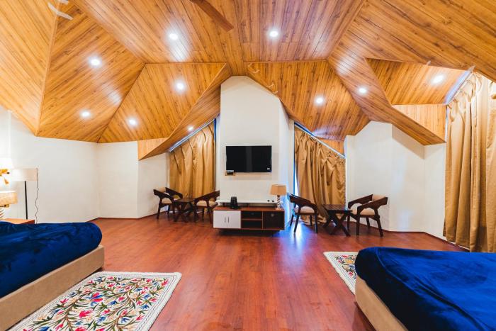 chinar wood cottage