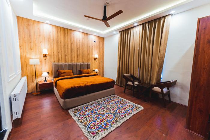 chinar wood cottage