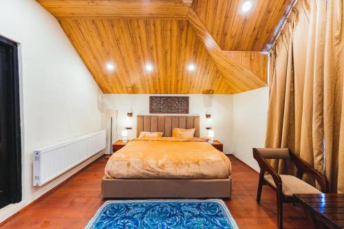 chinar wood cottage