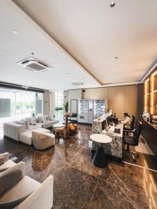 moon hotel