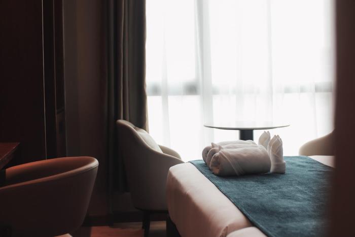 moon hotel
