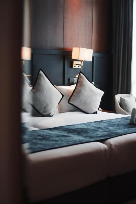 moon hotel