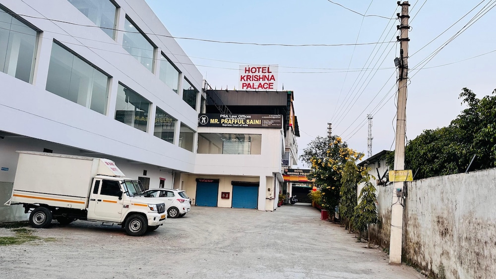 hotel krishna palace