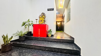 hotel krishna palace