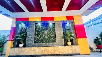 hotel krishna palace