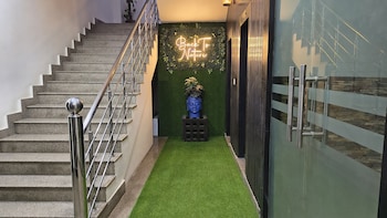 hotel krishna palace