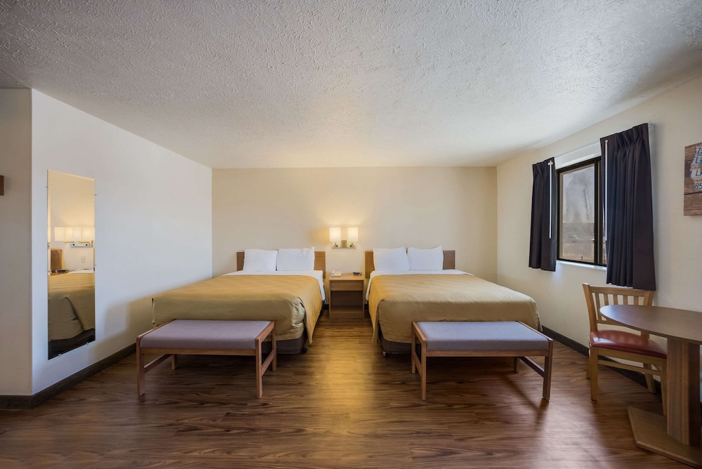 motel 6 limon co i 70