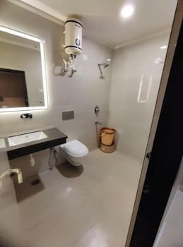 hotel maya crystal