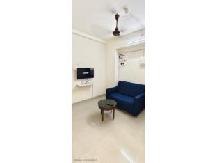 1br apartment in lower parel