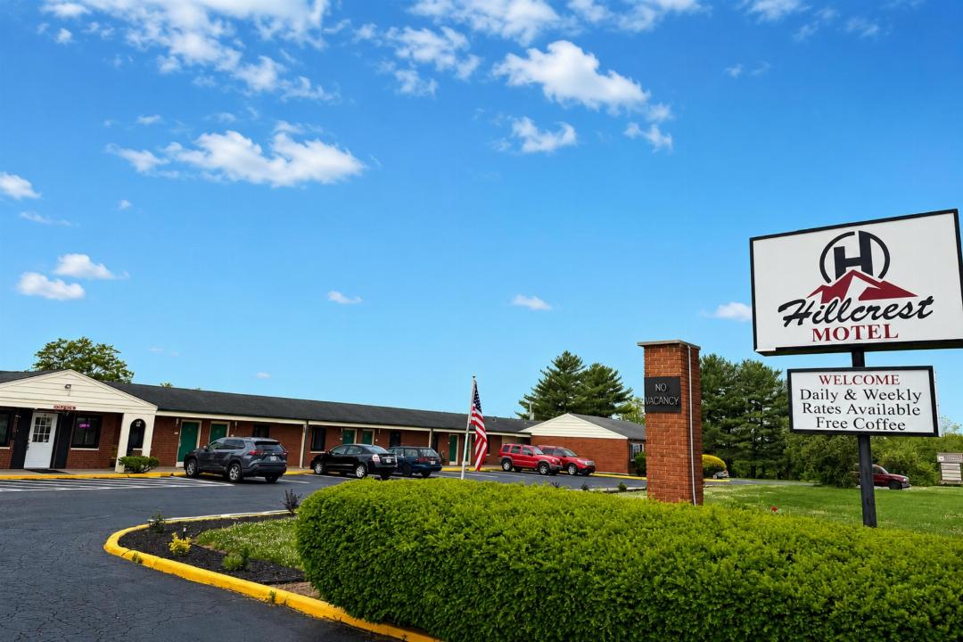 hillcrest motel by oyo aurora in near lawrenceburg