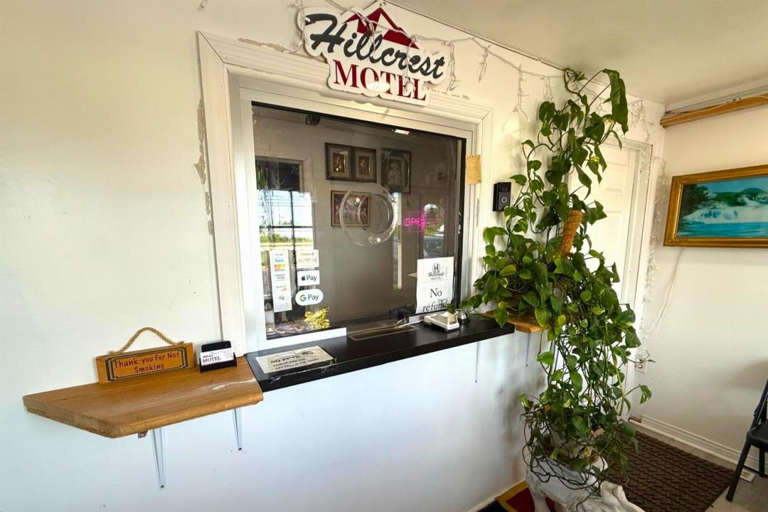 hillcrest motel by oyo aurora in near lawrenceburg