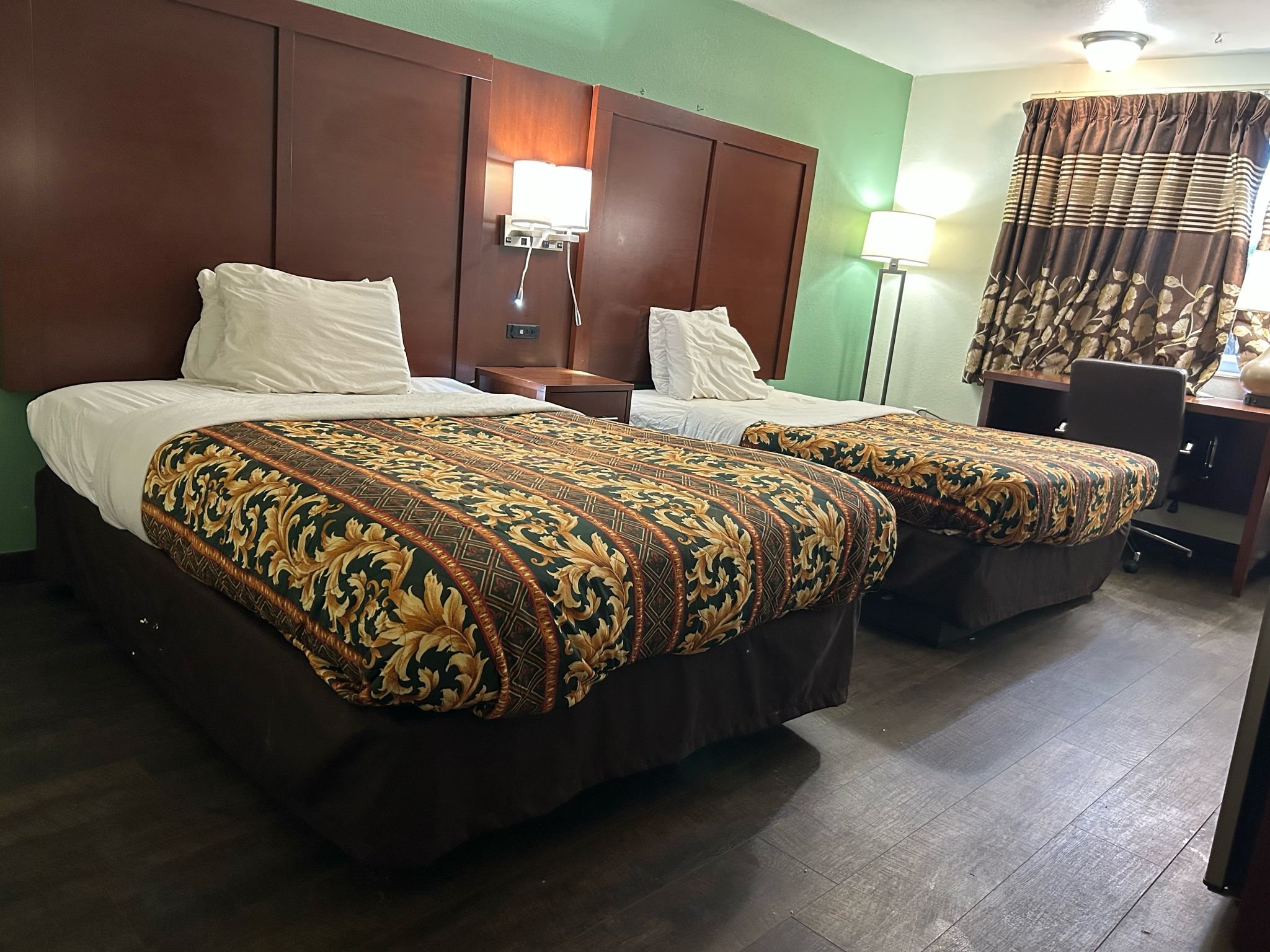 hillcrest motel by oyo aurora in near lawrenceburg