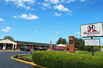 Hillcrest Motel By Oyo Aurora In Near Lawrenceburg,,3 star