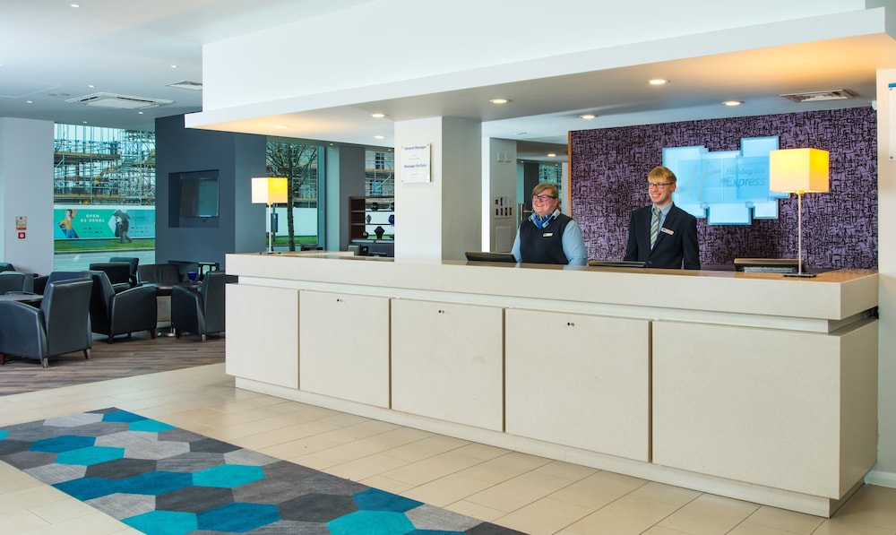 holiday inn express lincoln city centre an ihg hotel