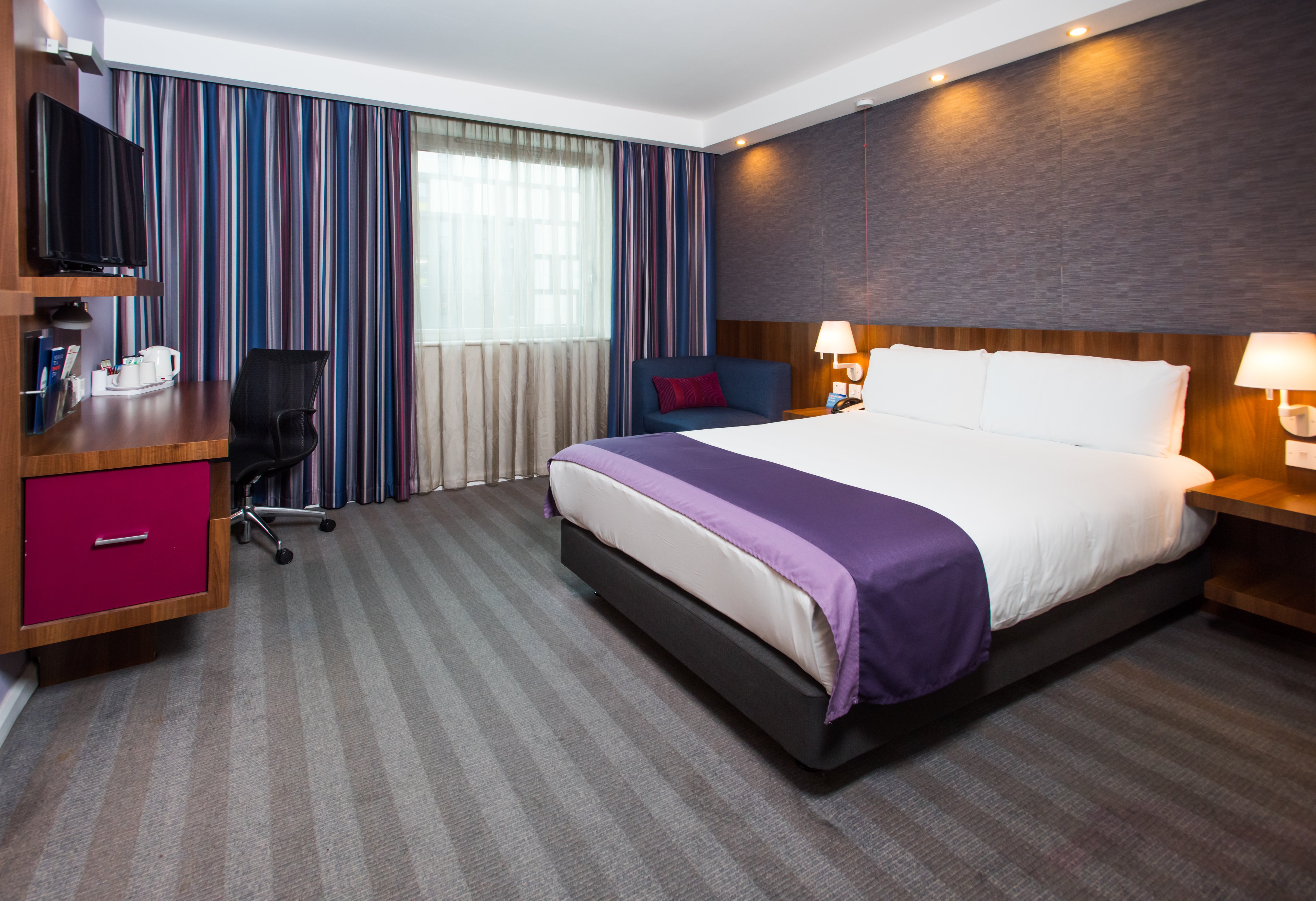holiday inn express lincoln city centre an ihg hotel
