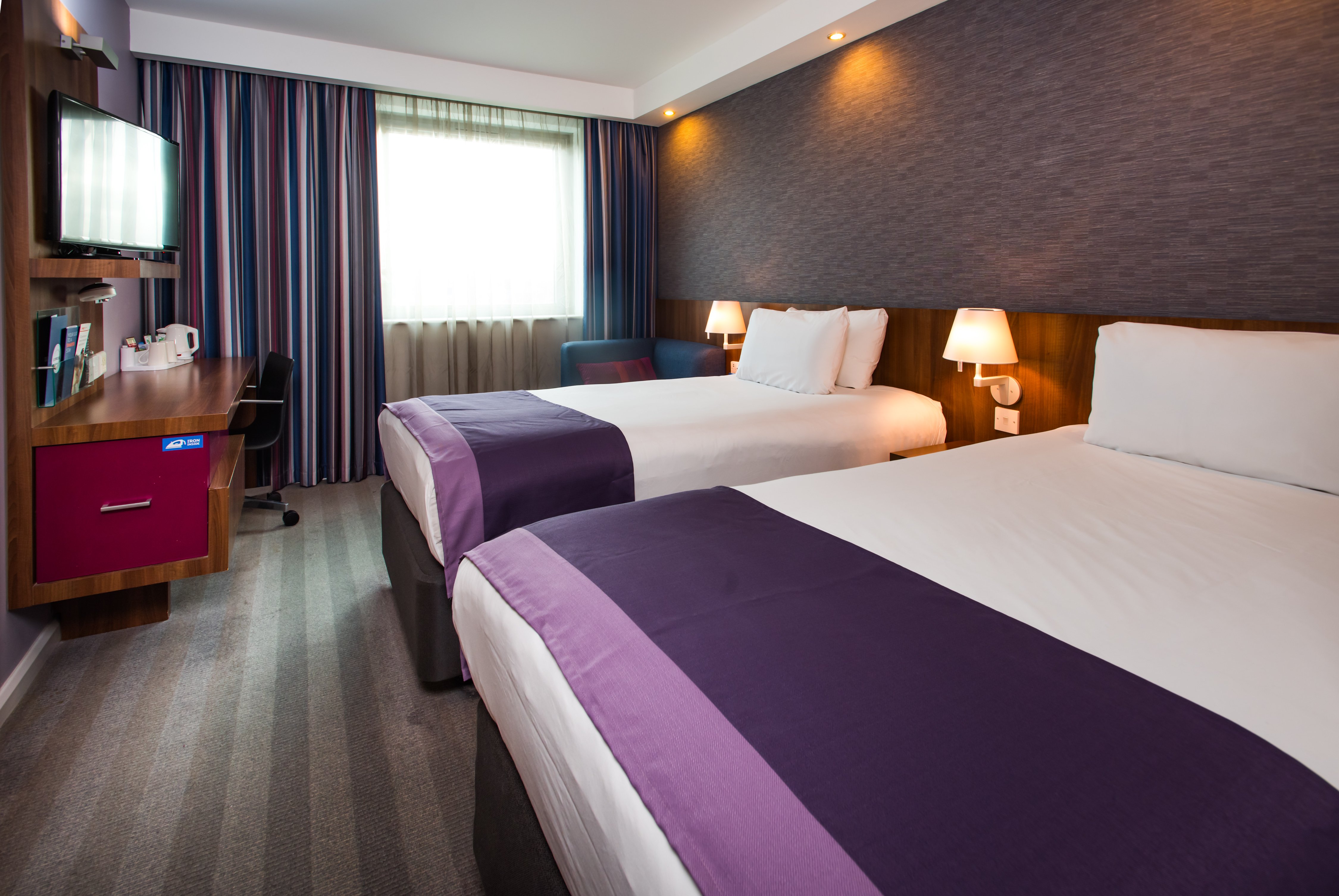 holiday inn express lincoln city centre an ihg hotel
