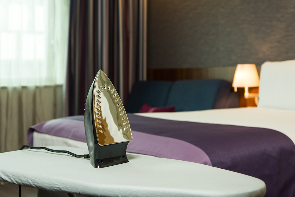 holiday inn express lincoln city centre an ihg hotel