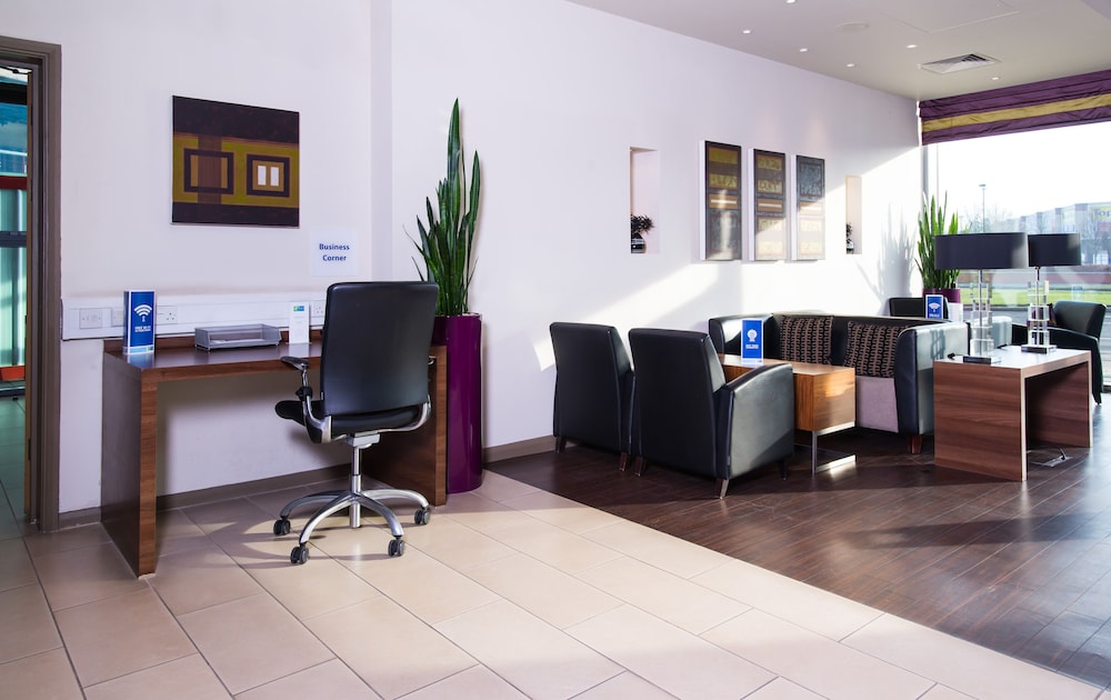 holiday inn express lincoln city centre an ihg hotel