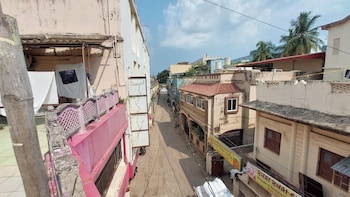 dhamstay hotel swagat premium bhubaneswr