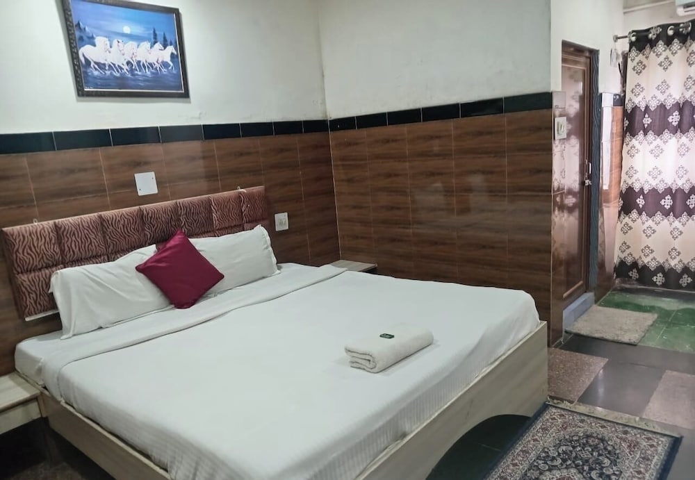 dhamstay hotel swagat premium bhubaneswr