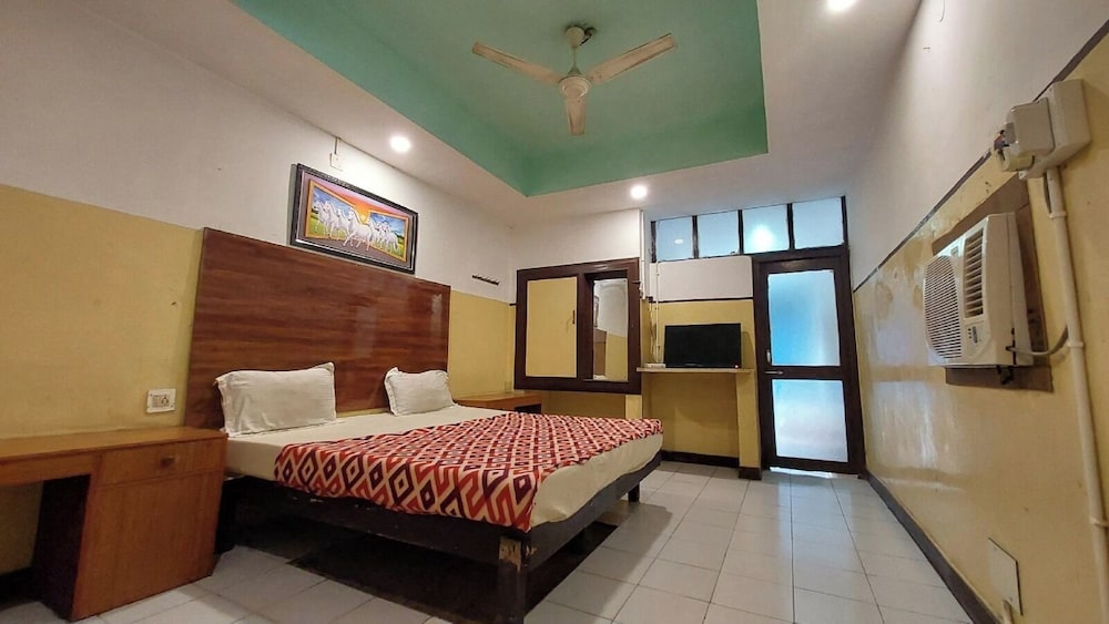 dhamstay hotel swagat premium bhubaneswr