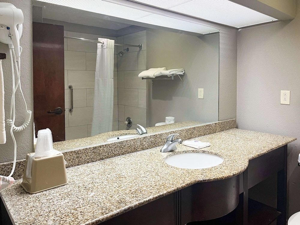 motel 6 canton ms