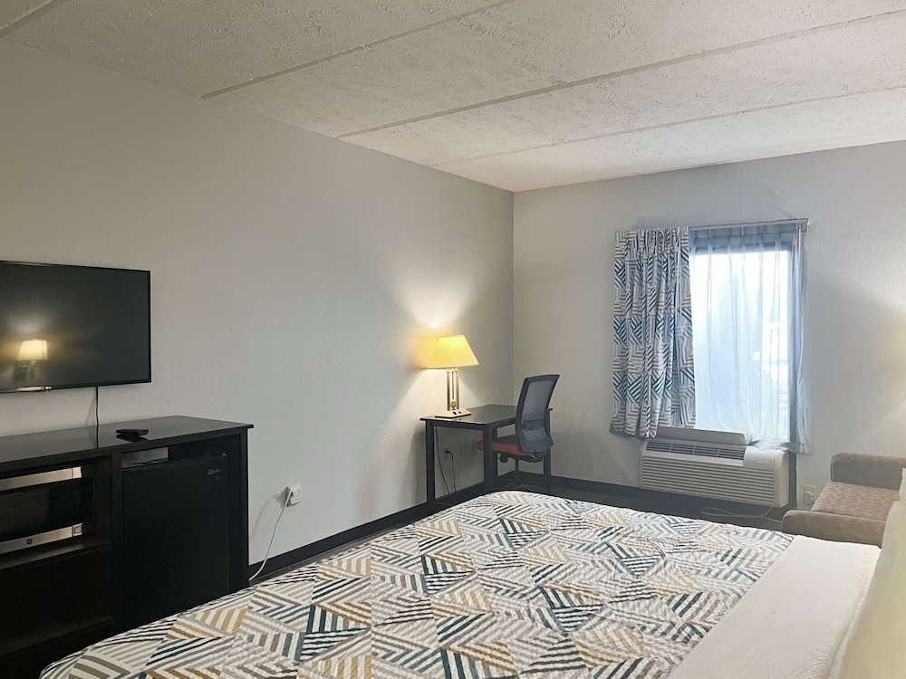 motel 6 canton ms