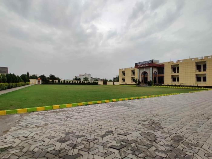 hotel blueberry resort bhilwara