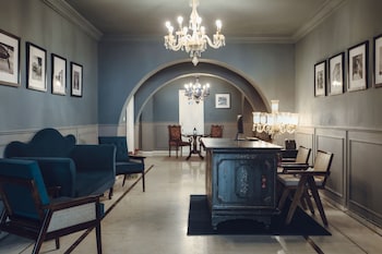 victoria mansion