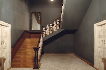 victoria mansion