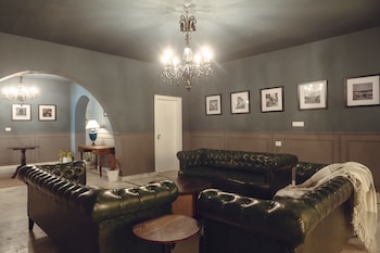 victoria mansion