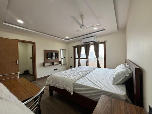 hotel madhava residency
