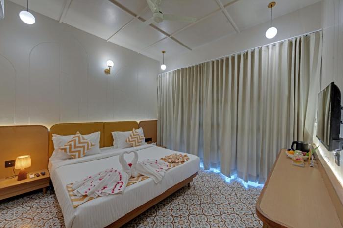 villa euphoria resort at statue of unity