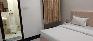 the ashish luxury stay