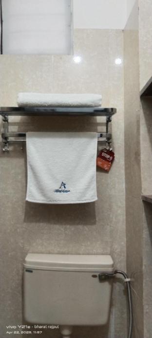 the ashish luxury stay