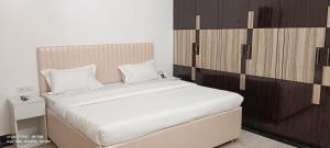 the ashish luxury stay