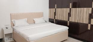 the ashish luxury stay