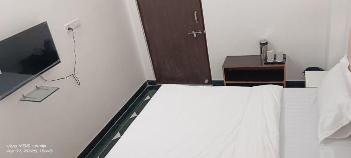 the ashish luxury stay