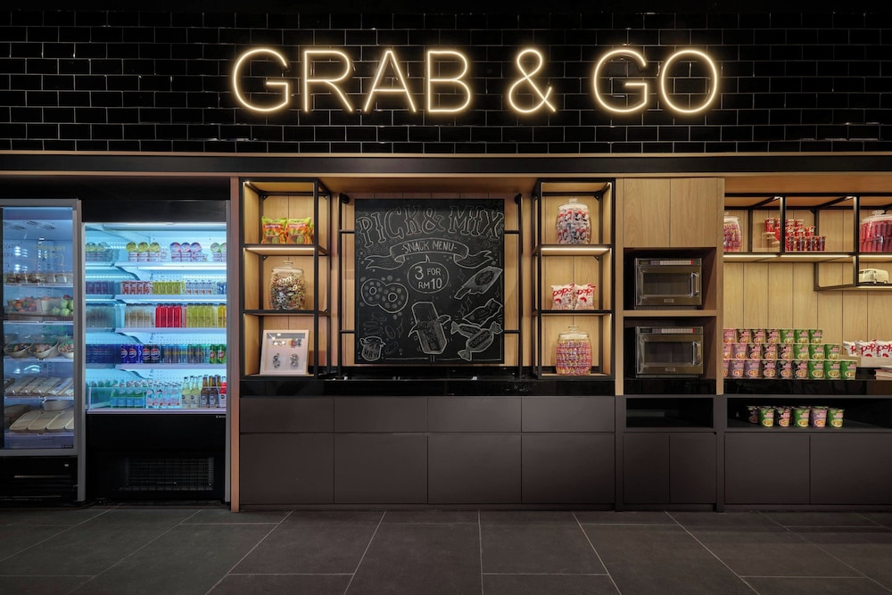 moxy kuala lumpur chinatown