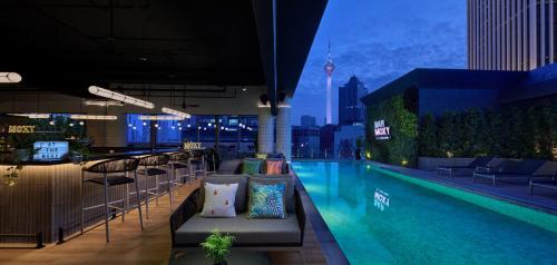 moxy kuala lumpur chinatown