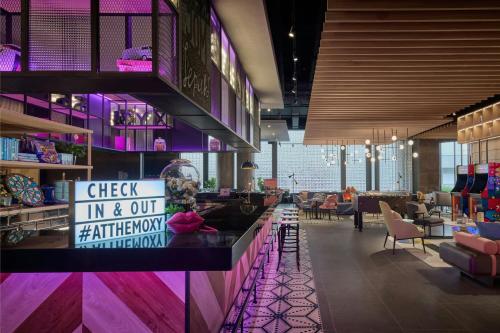 moxy kuala lumpur chinatown