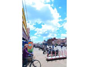 dhamstay hotel santosh inn near temple