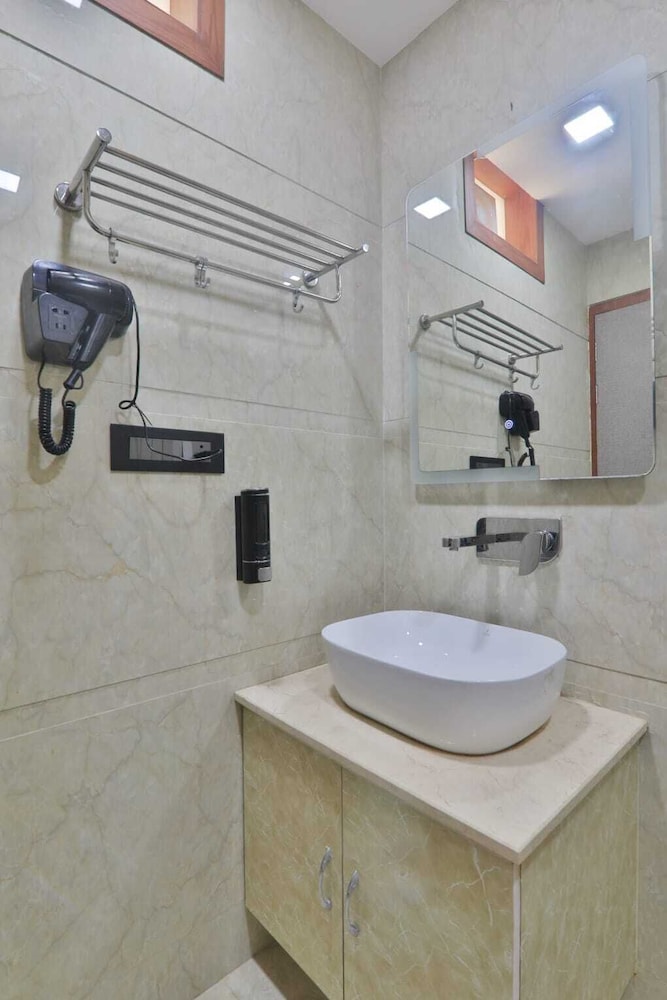 hotel rs grand