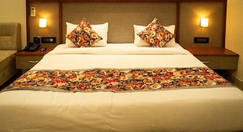 hotel rs grand